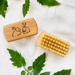 Redecker Natural Beech Children's Nail Brush - Sustainable - Biodegradable